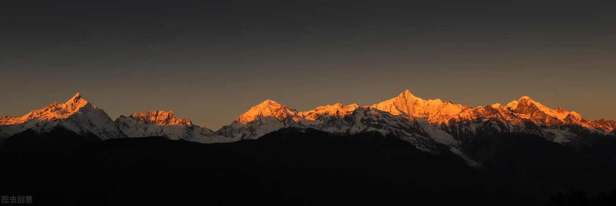 中国最美十大名山排名第一的是,国内最美的10大名山