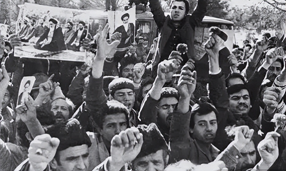 美国与伊朗的不解之仇,骂美国是政治正确