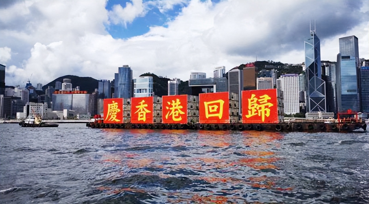 祸港头目罗冠聪：家境普通，成绩糟糕，靠搞乱香港读耶鲁