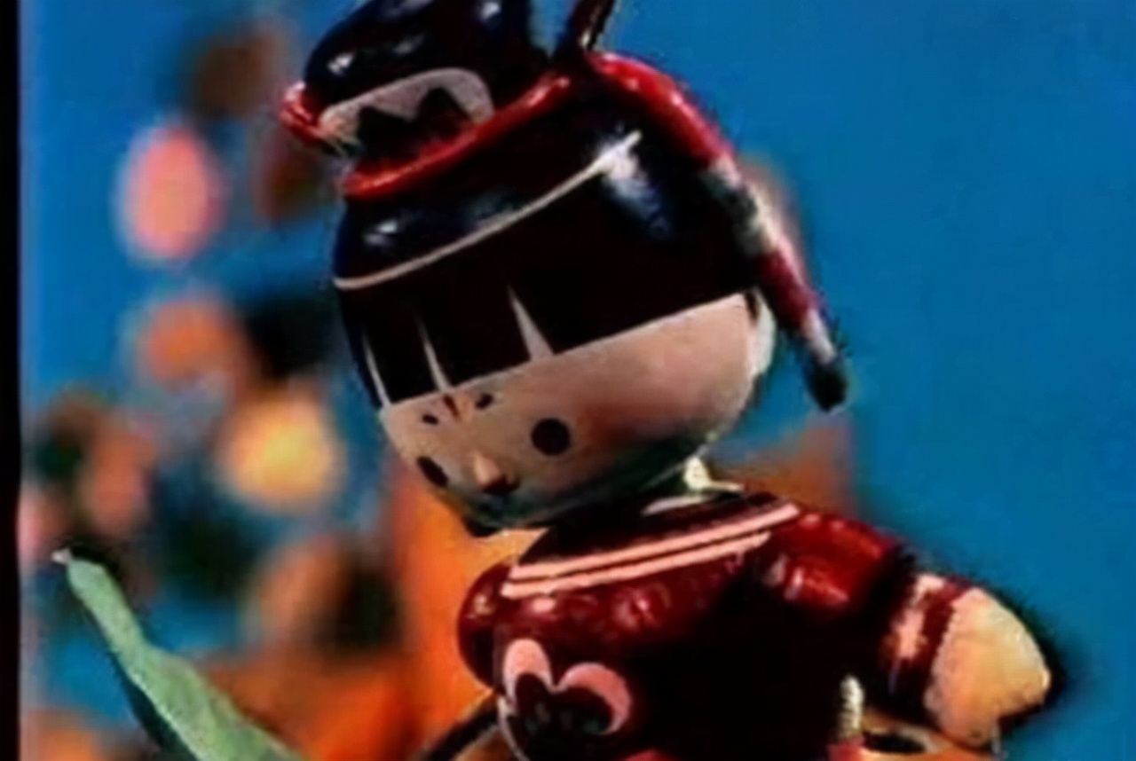 这个木偶在当时简直火得不要在火。确实是强大啊