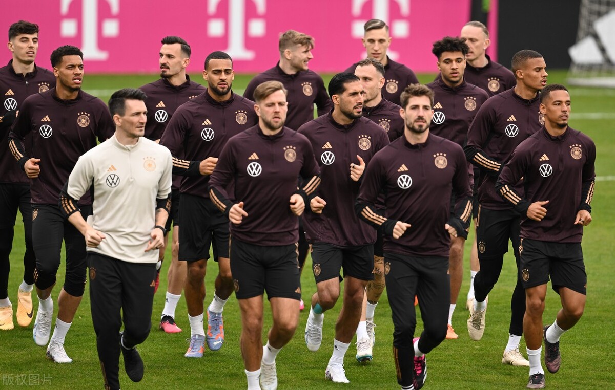 卡恩德国足球,卡恩把德国足球的未来交给了谁