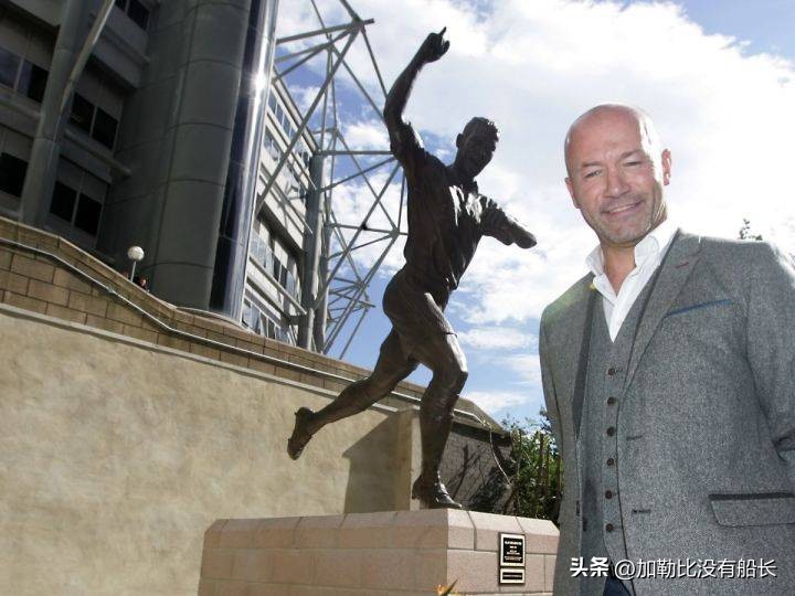 世界足球十大球星退役,世界十大退役球星排名