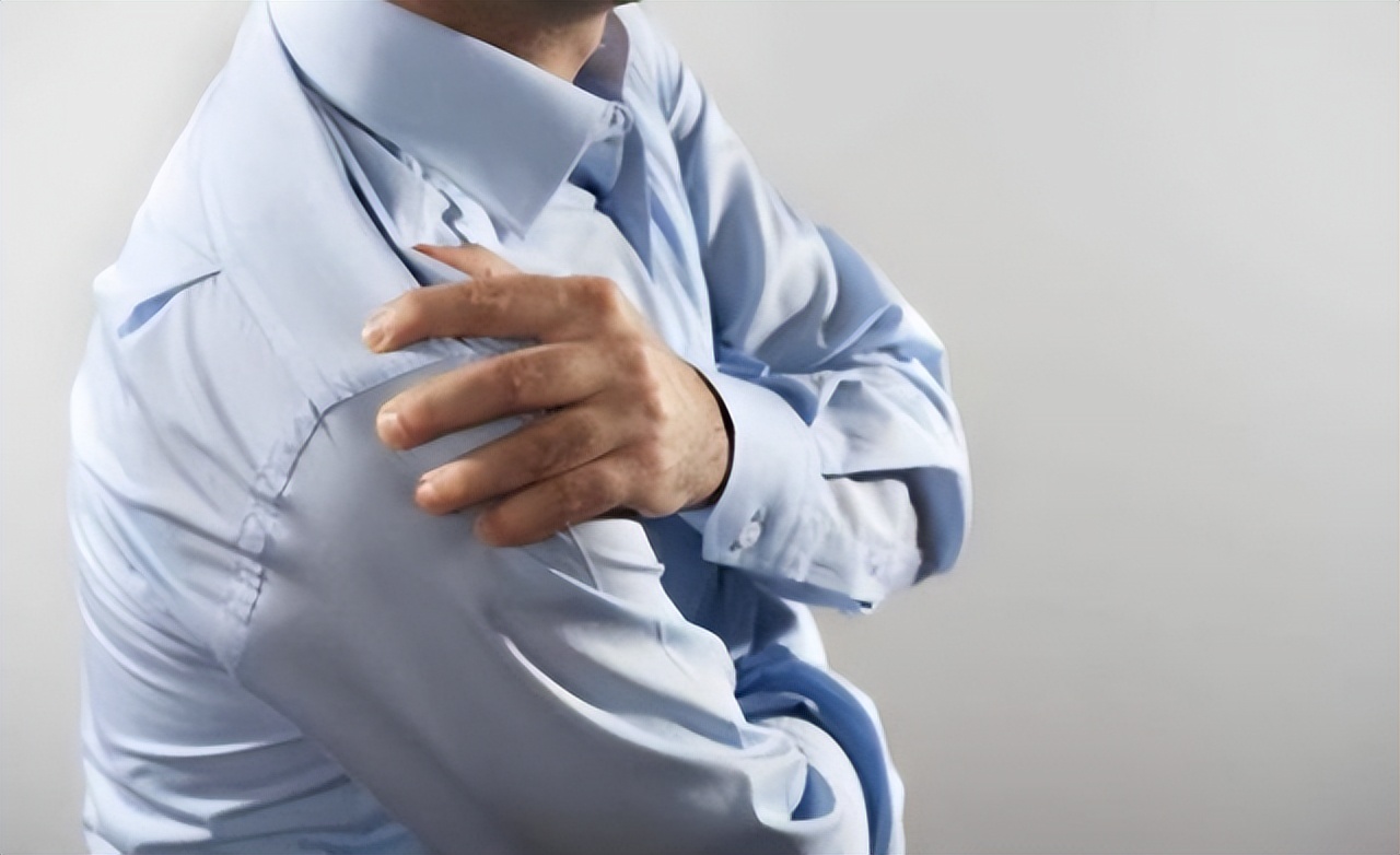 乙肝服用恩替卡韦能中途停药吗,乙肝病人吃了恩替卡韦能停药吗