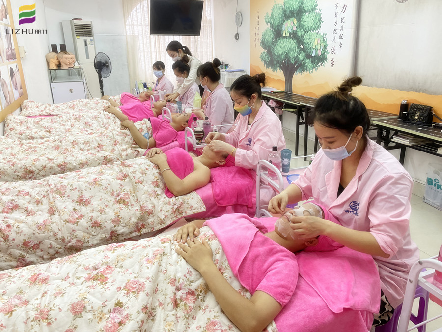 面部清洁护理美容院手法,脸部清洁美容学习去哪里学