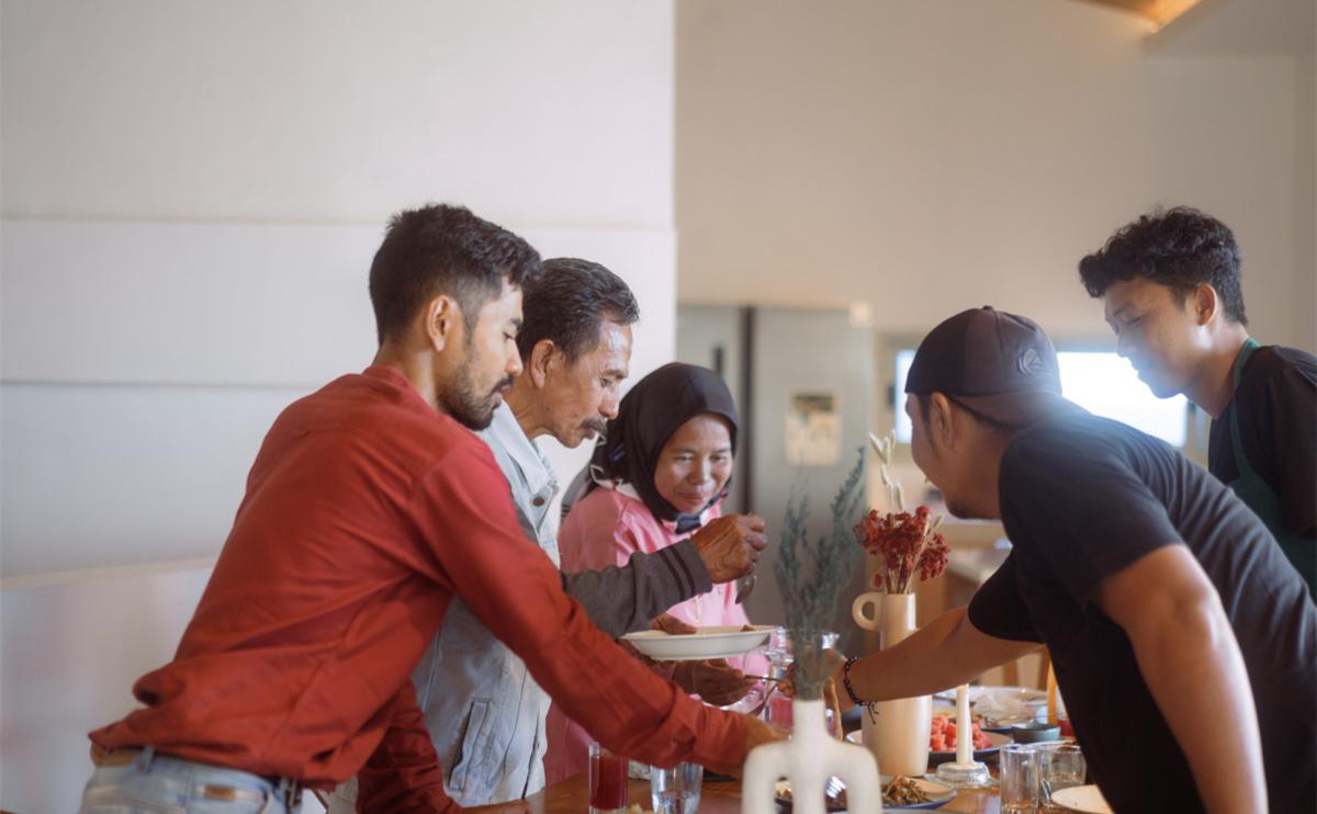 闺蜜带小孩来家里住合适吗,闺蜜带宝宝过来住没地方住怎么办