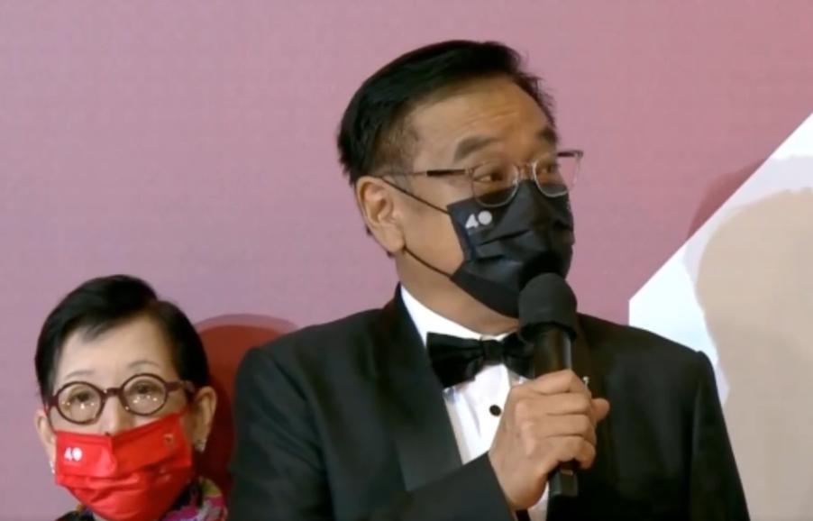 金像奖红毯秀,第40届香港电影金像奖红毯周秀娜