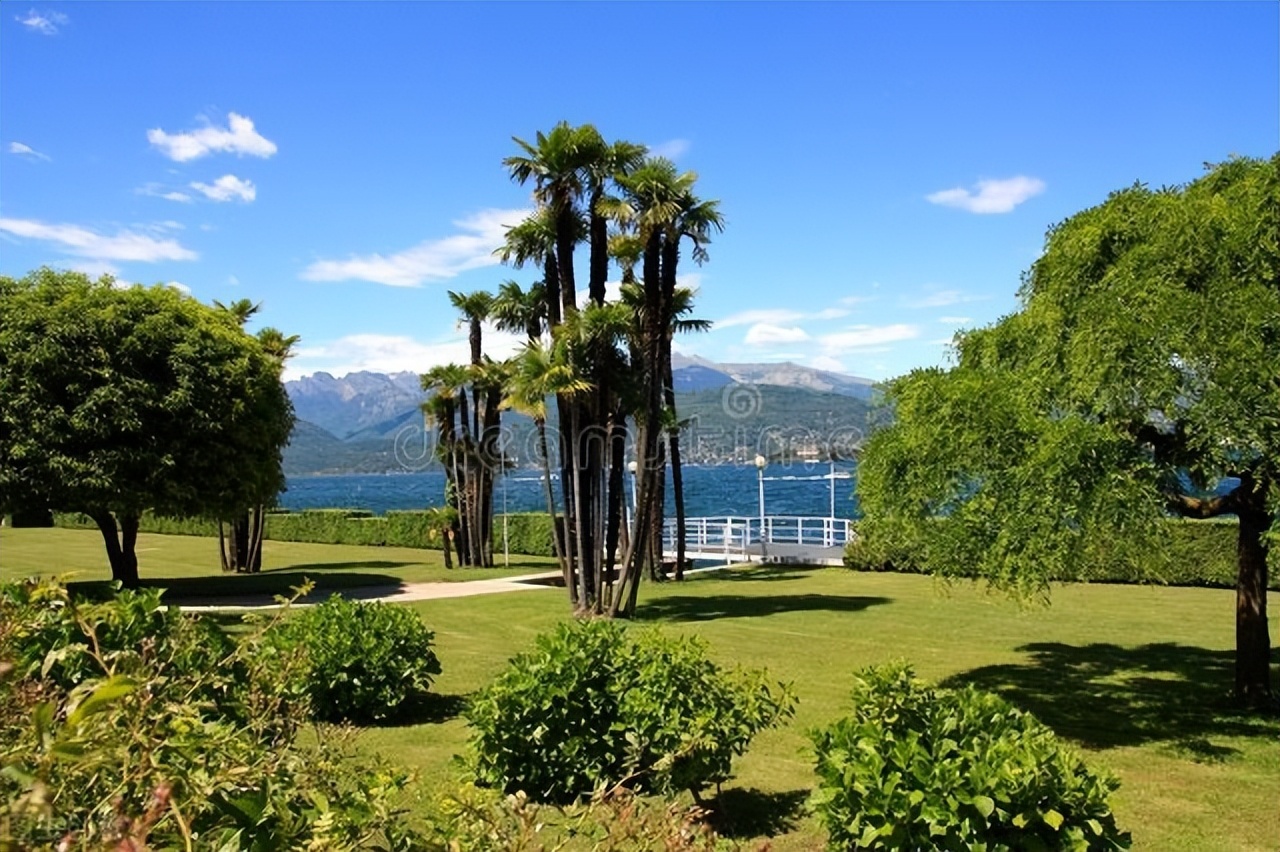 郭进拴｜大美的湖畔明珠