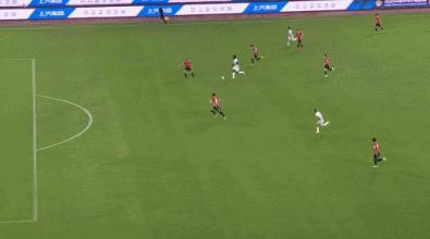 成都蓉城队杨一鸣最新动态,杨一鸣成都蓉城失误集锦