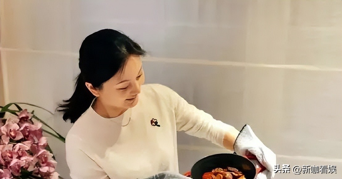 七情六欲高清版,张艺谋现在的情史