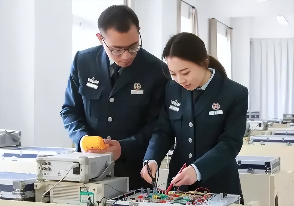 专科可以考军队文职技能岗,军队文职专业技能岗上岸