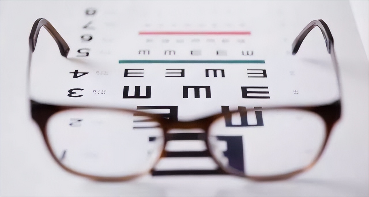 激光手术治近视眼老了会怎么样,用激光治疗近视眼有什么后遗症