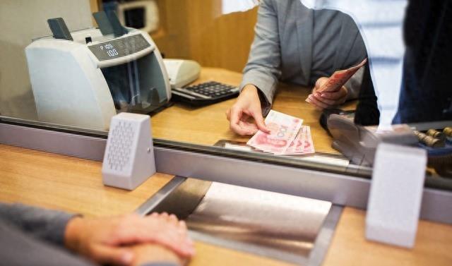 高利息一万一个月要还多少,高额定期存款利润