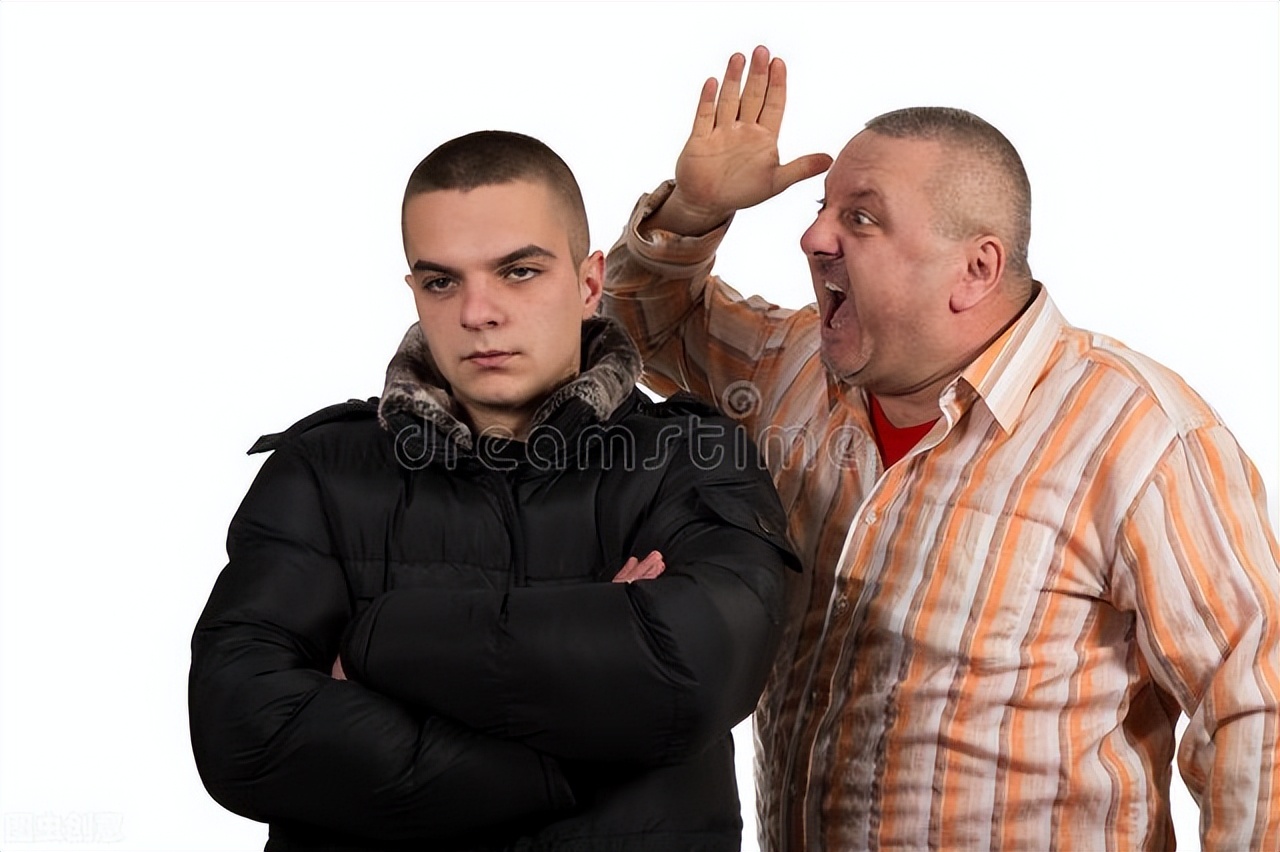 孩子和我微信交流不愿意当面沟通,儿子不给我沟通打电话不回