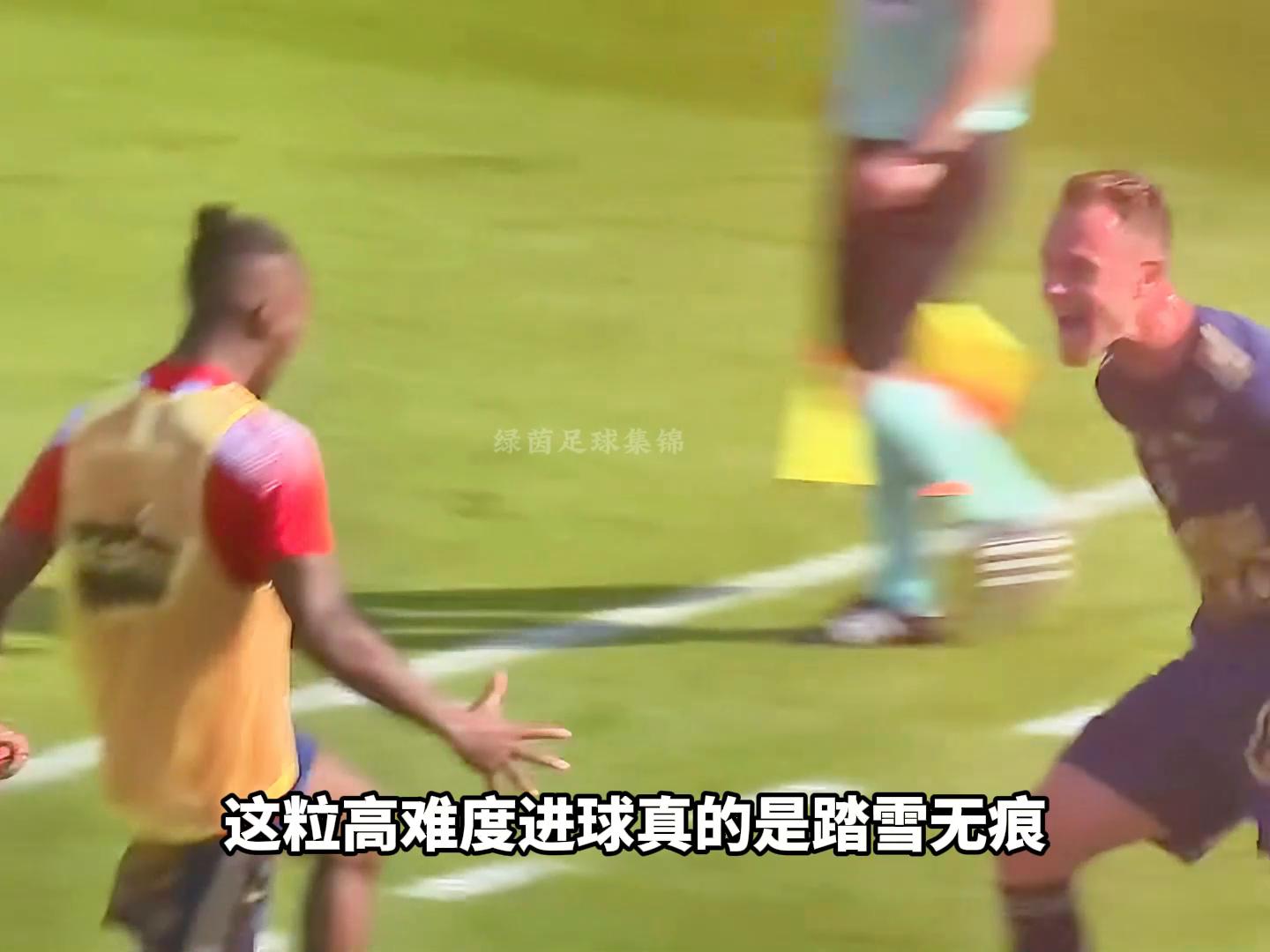 震惊足坛的十大瞬间,足坛15大颇具智慧的狡猾进球