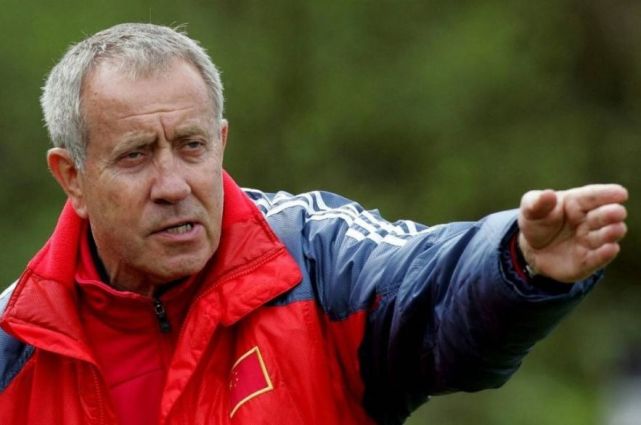 留给中国的弱队不多了,世预赛国足7比2大胜老挝