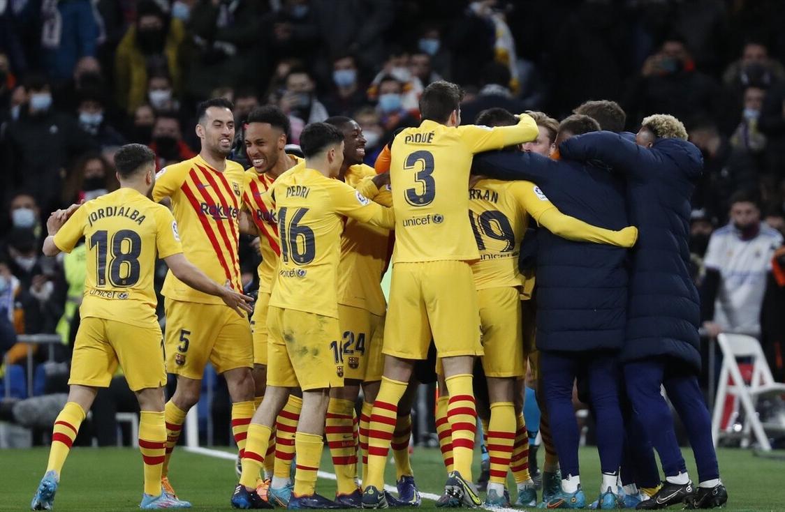 鍝堢淮闃块殕绱㈠畨鍒囨礇钂備紛鏂潶甯冨皵,鐨囬┈vs宸磋惃瀹夊垏娲涜拏鍝堢淮鐓х墖