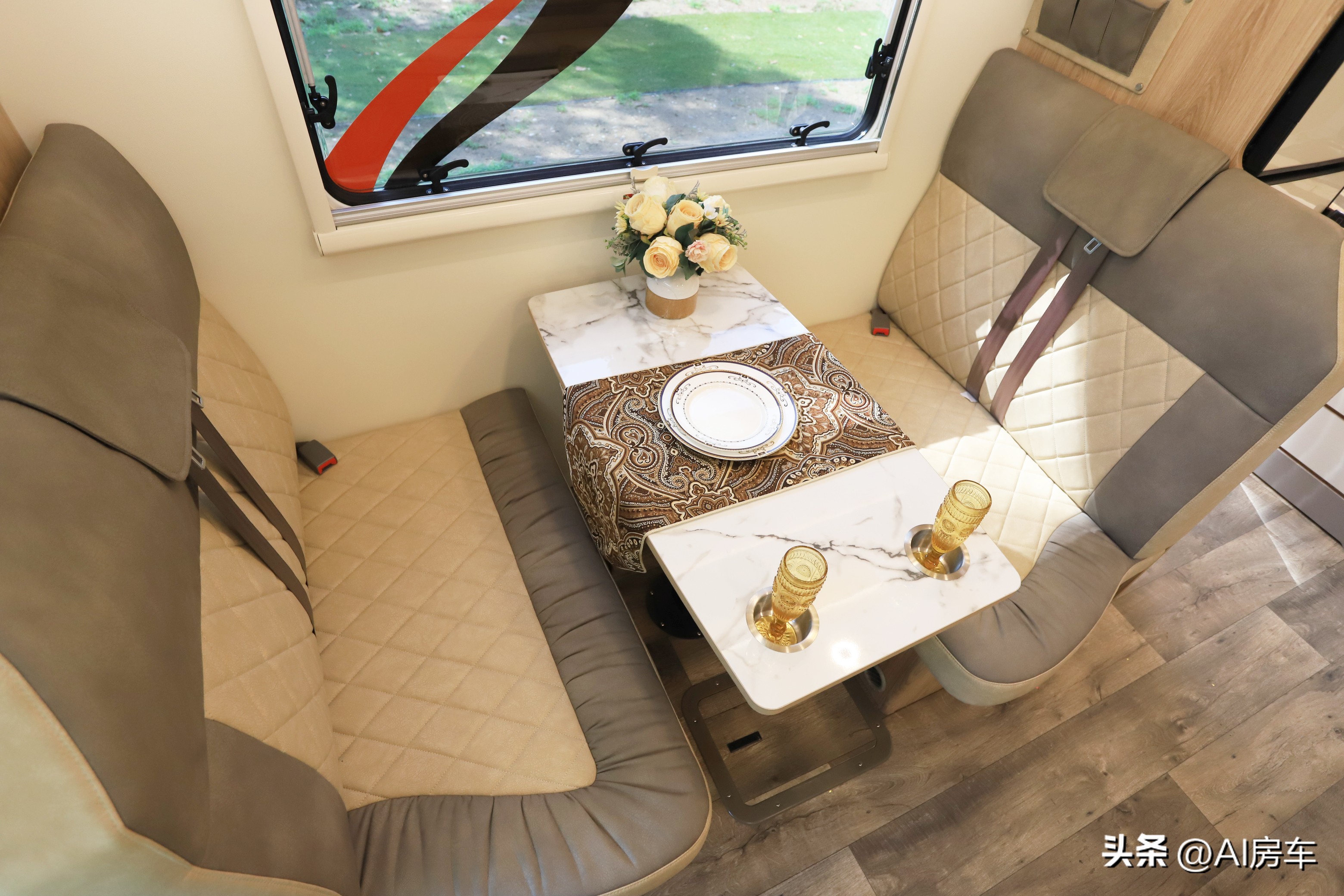 7人房车超大空间,旅行最舒服的十万左右七座房车