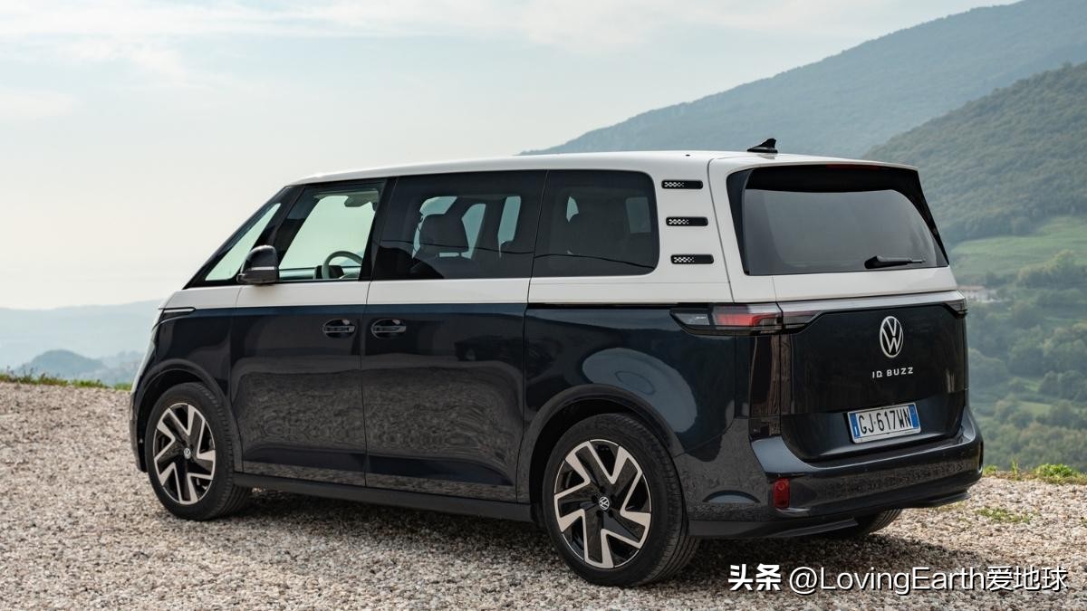 大众id.buzz原型车路试谍照曝光,大众buzz原型面包车
