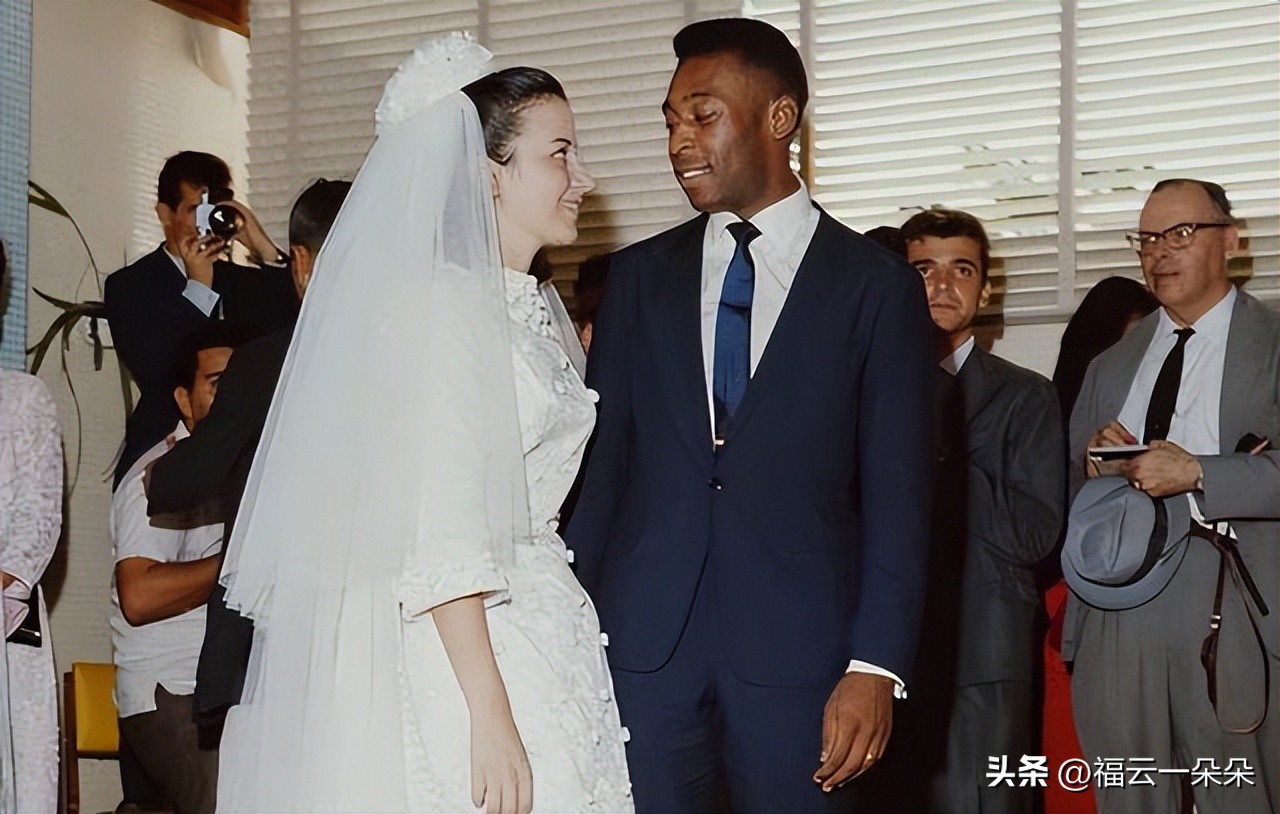 球王贝利第二任妻子,球王贝利第三任妻子