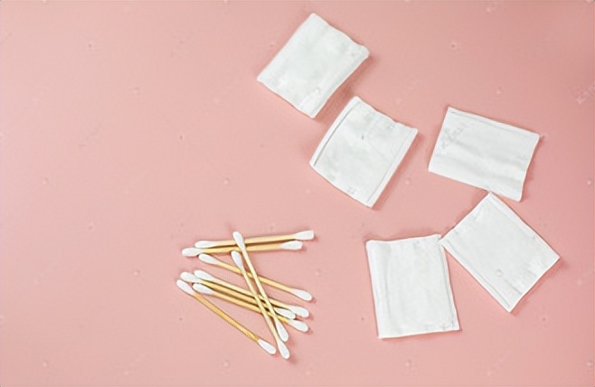 分享简单去黑头的方法,去黑头最有效的方法和攻略