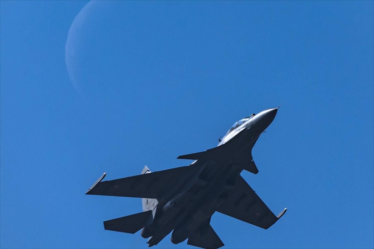 印度两飞机空中相撞,印度战机坠毁事故