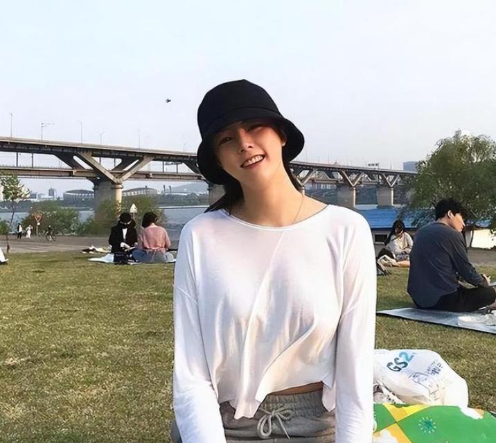 韩国排球运动员李多英视频,韩国排球队员李多英简历