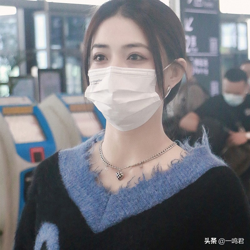 没有工作的一年辣目洋子同款衣服,辣目洋子万鹏穿搭