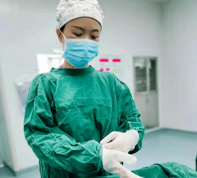 护士这个行业难不难,护士工资低该不该换工作