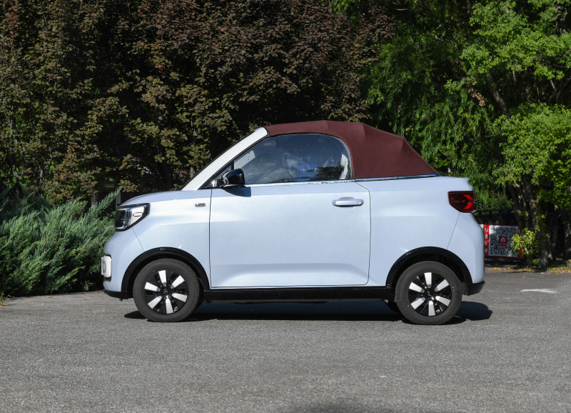 宏光miniev敞篷版值得等吗,宏光miniev2021款马卡龙敞篷