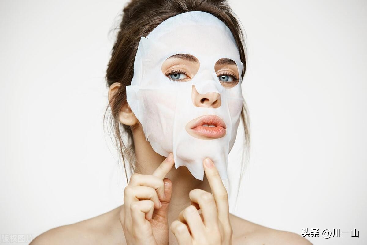 保湿敷面膜的最佳方法,适合油皮秋季敷面膜