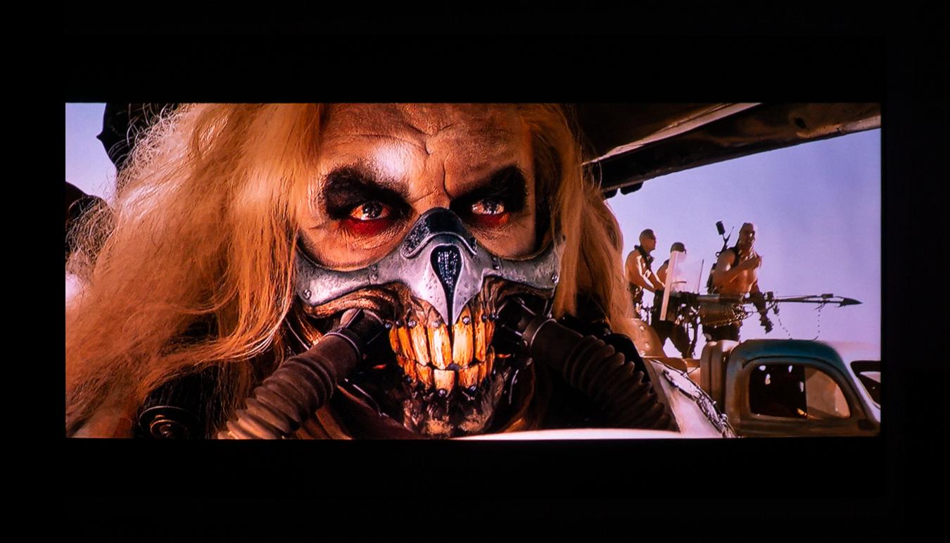 为什么说坚果n1是卧室投影仪,坚果n15.6米投影