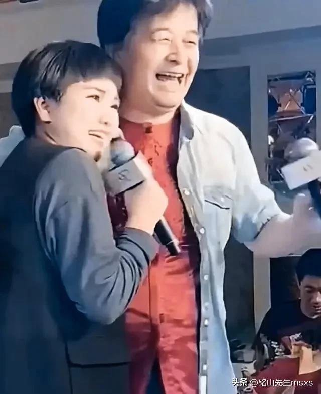 央视名嘴毕福剑,原央视主持人毕福剑现状怎样