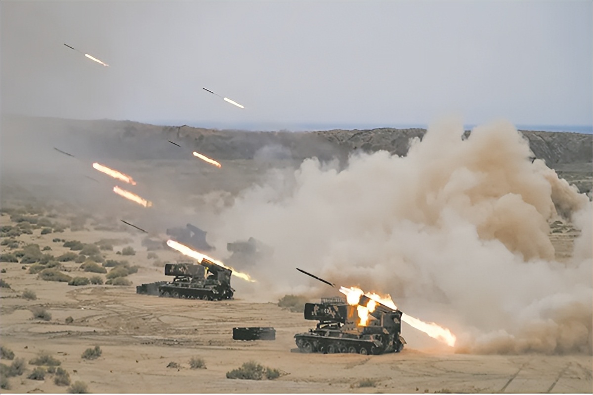 美国陆军合成营的特点,合成营和传统步兵营力量对比