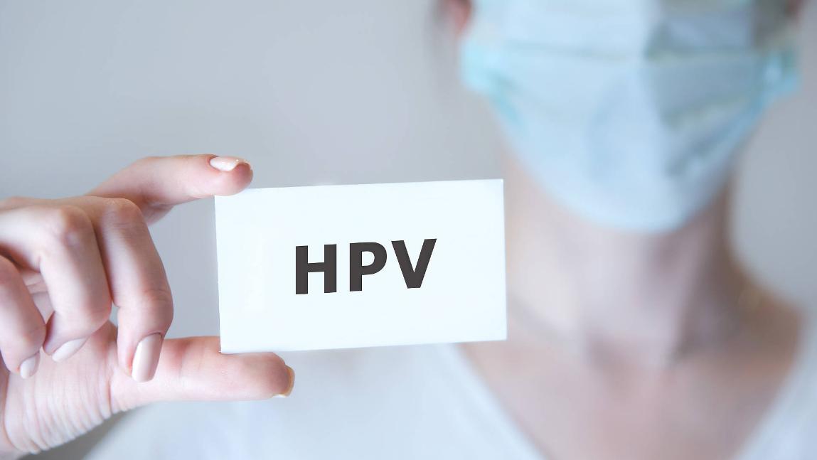 45岁女子确诊宫颈癌,子宫全切,提醒:月经若有这种感觉,别大意