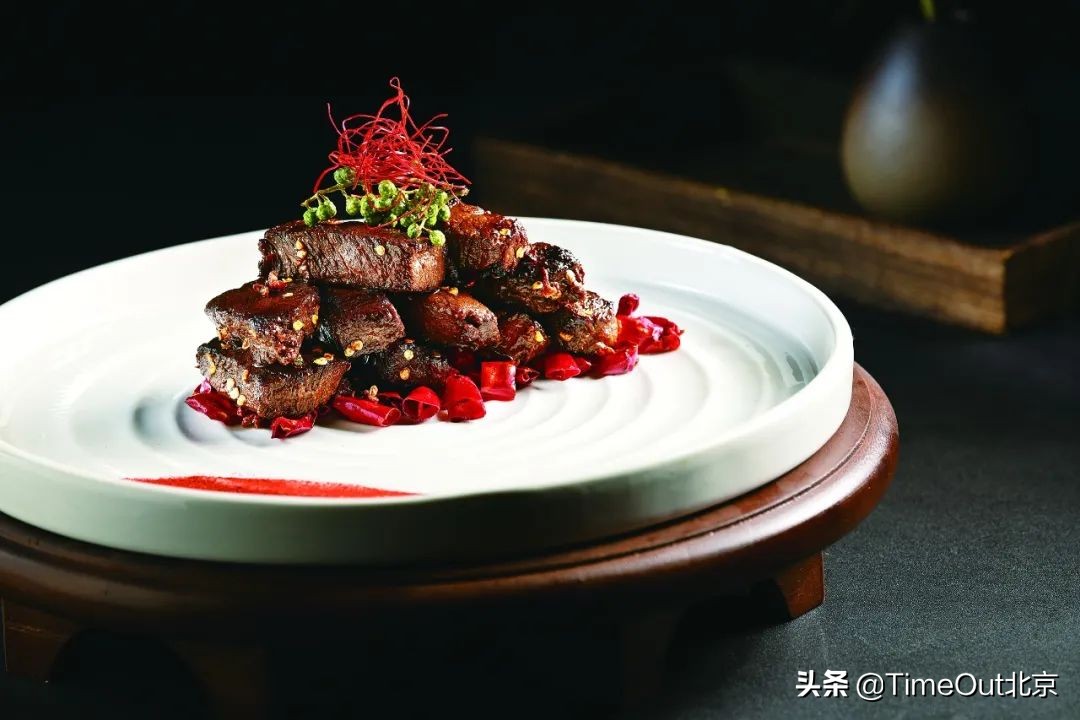 吃饱喝美幸福满溢，京城7个餐饮新消息