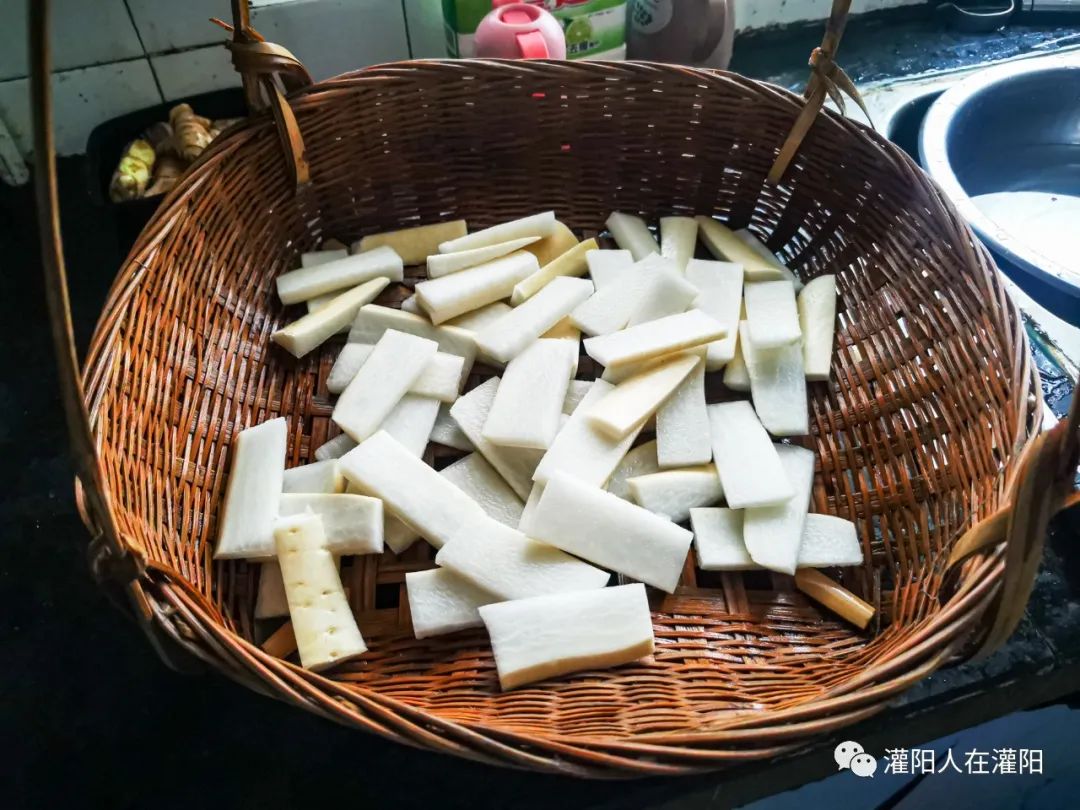 做酸坛子的视频,做酸坛有小气泡