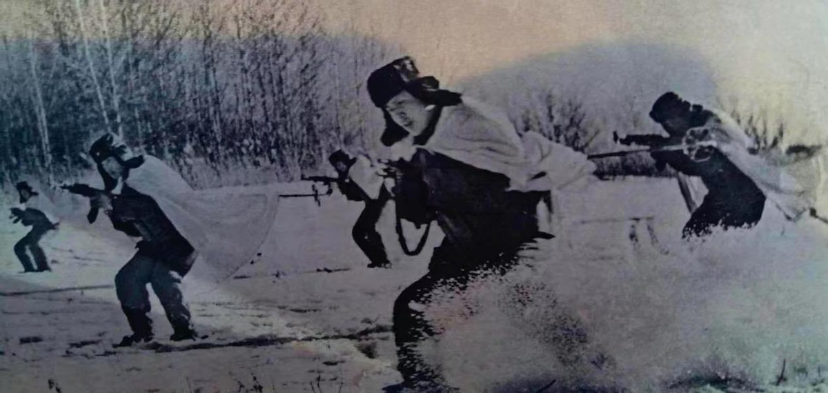 寒冻腊月话“潜伏”，造就了中国军人的钢铁意志