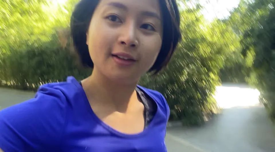 今天我们小张旗鼓地正式开业了