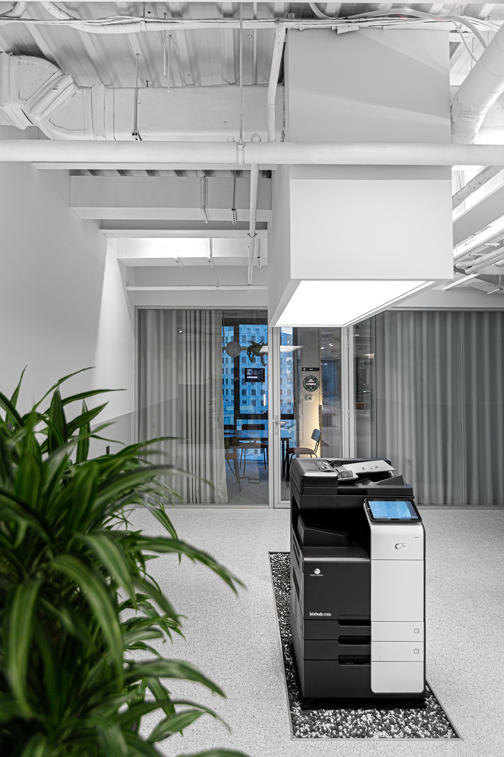 自由畅想云科技公司SQUAD基辅总部大楼设计欣赏