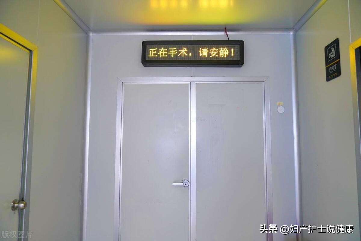 75岁老人腹胀肚子疼,82岁老太太肝硬化晚期突然肚子疼