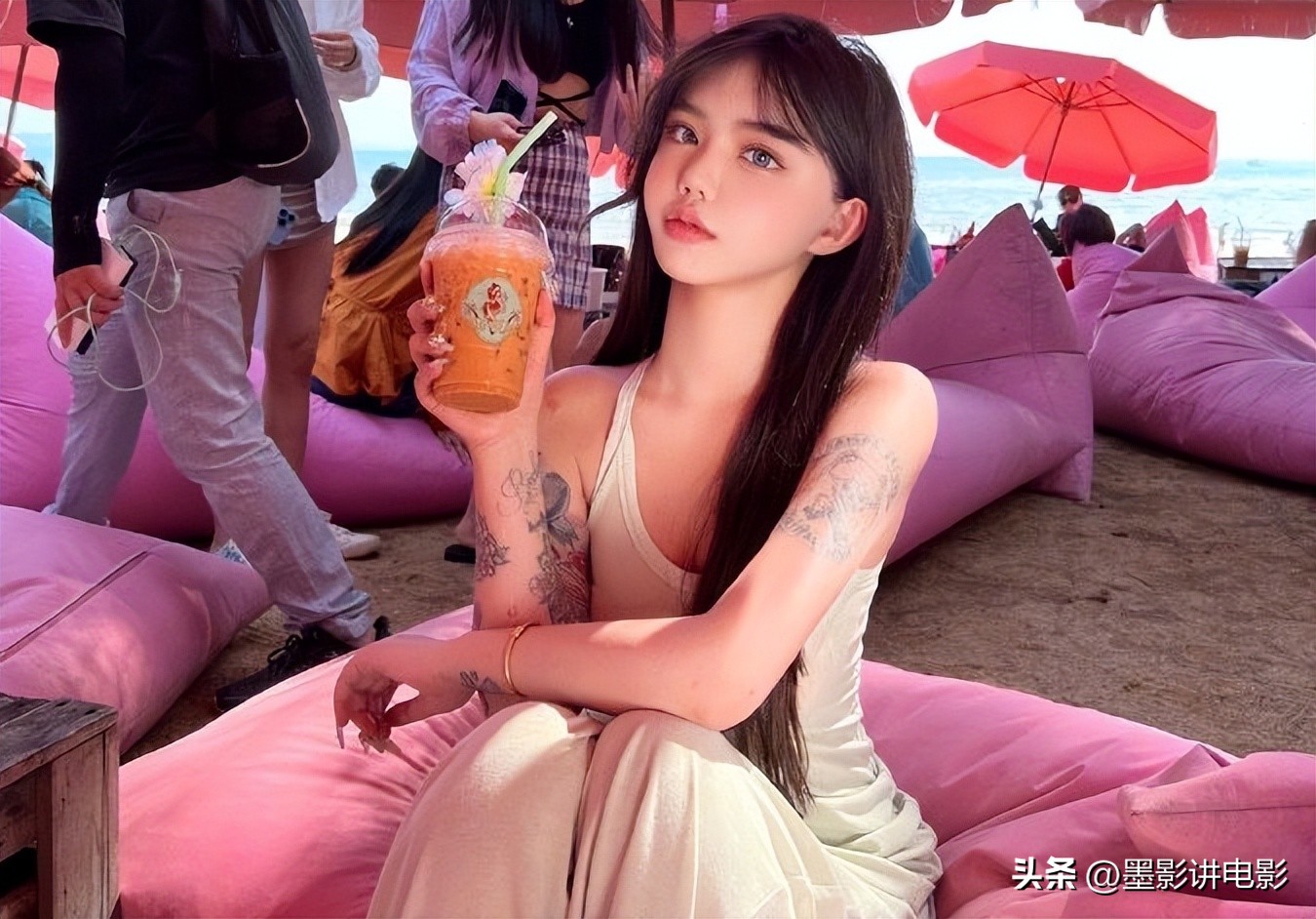 结婚狂人：24岁曾婚内出轨，多次整容，如今这是她的第四次婚姻