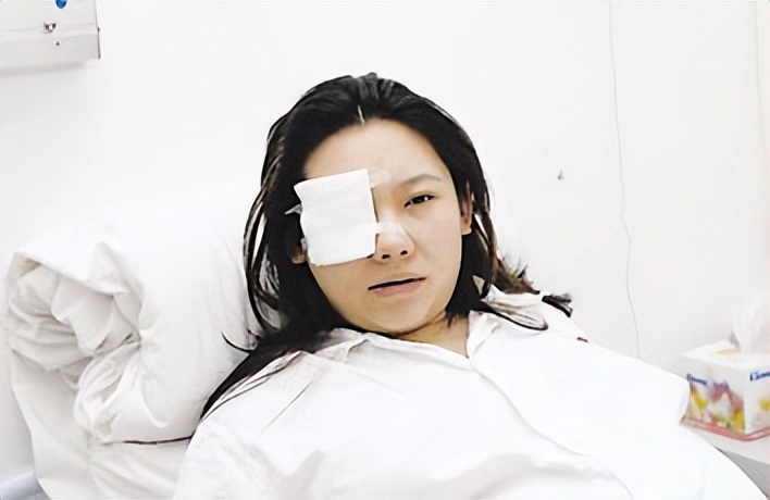 顶风作案！赵薇的恶行何止亲日辱华，如今原型毕露下场大快人心