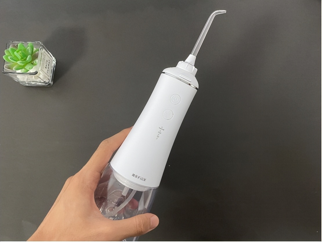 牙齿矫正过程口腔护理,口腔科普牙齿矫正的十大误区