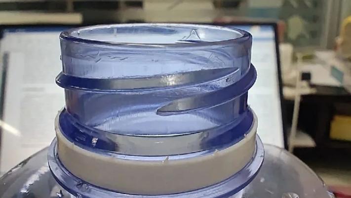 百岁山广告设计,百岁山设计图案意义