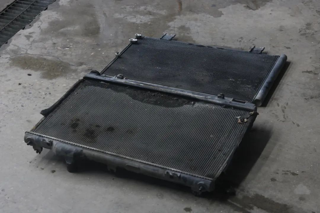 12代皇冠翻新后能开多久,坏掉的车改造成新车