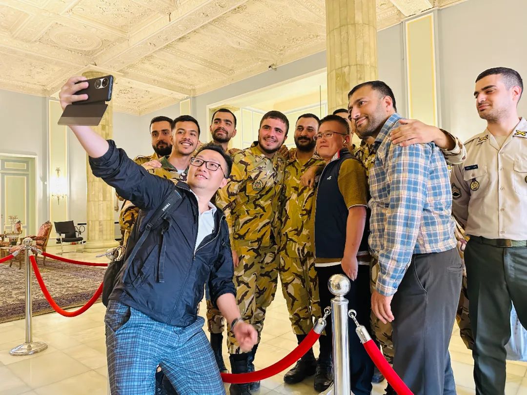 德爱会随“一带一路”经贸考察团参访伊朗