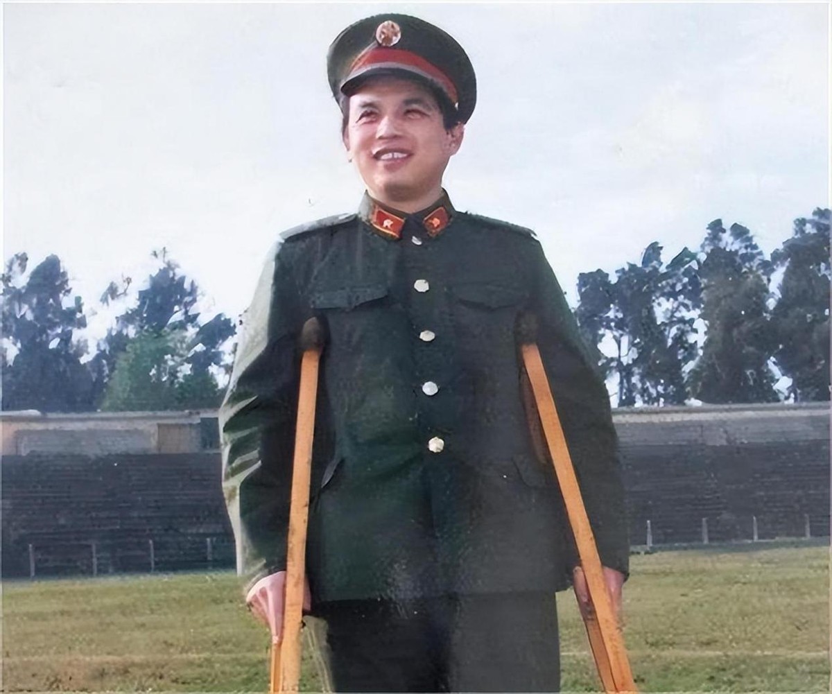 独腿英雄徐良，1987年登上春晚红极一时，后因谣言闹得妻离子散