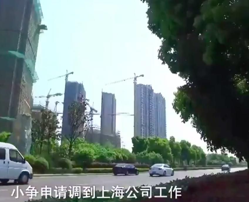 女子为了和前男友复合杀现任,女人承认和情敌联手杀害老公