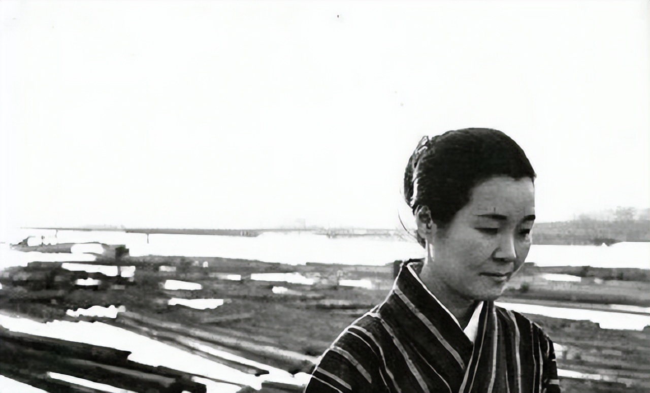 99岁日本尼姑，喝酒吃肉沉迷男色，国宝作家为什么称愧对中国人？