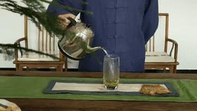 普洱茶熟茶里的霉菌,变质的普洱茶熟茶喝了会如何